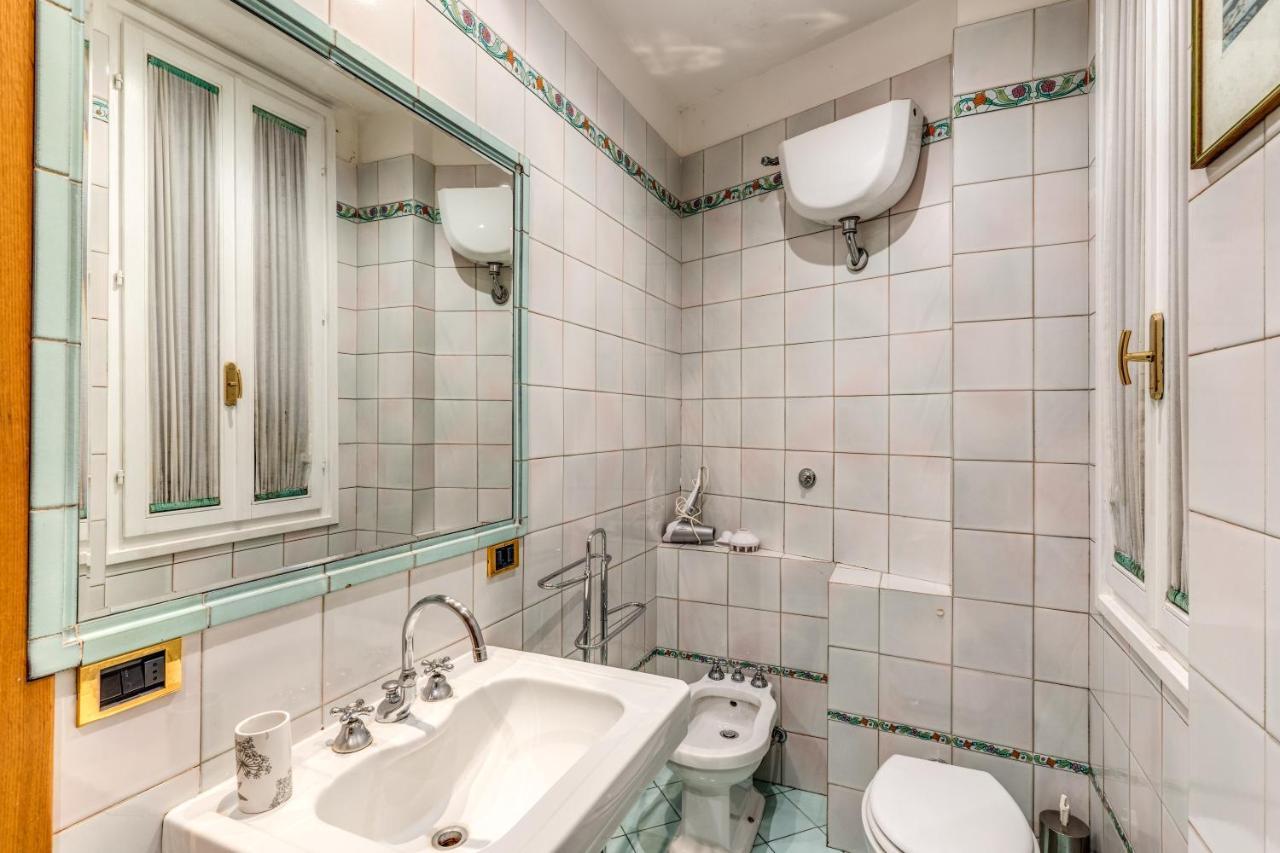 Lovely Flat By The Trevi Fountain Leilighet Roma Eksteriør bilde